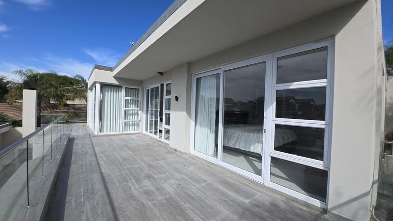 5 Bedroom Property for Sale in The Islands Estates North West